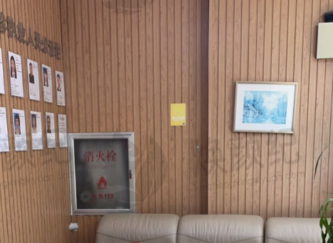 郑州小天鹅口腔医院种植牙价格贵吗？项目优惠多超划算！