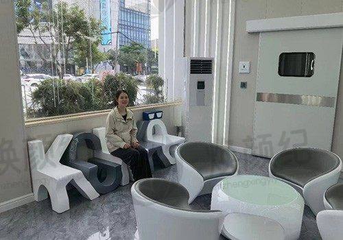 四、钟志维医生坐诊哪个医院？