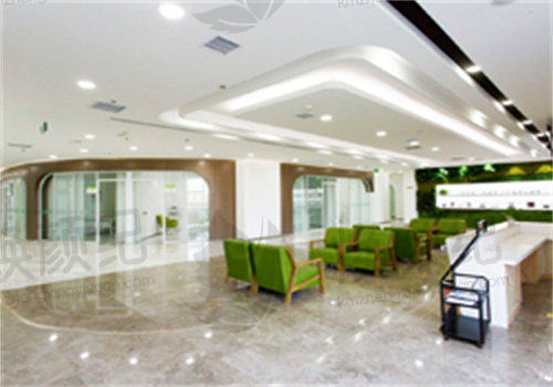 郑州奥弗克眼科医院李蕴随联系方式保持不变，您是否想了解更多？直接联系郑州奥弗克眼科医院李蕴随，获取详细信息！