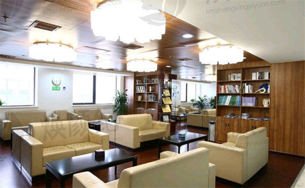 坚守医学初心,拒绝过度审美引导