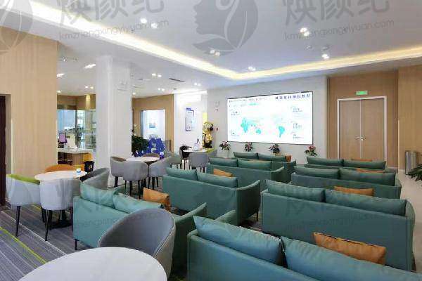 安庆施汉彬爱尔眼科医院袁俊医生优势保持不变，究竟有哪些独特之处让患者信赖他呢？