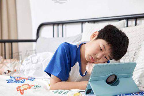 二、南方医 科 大学第三附属医院眼科医生团队，打造专精诊疗服务